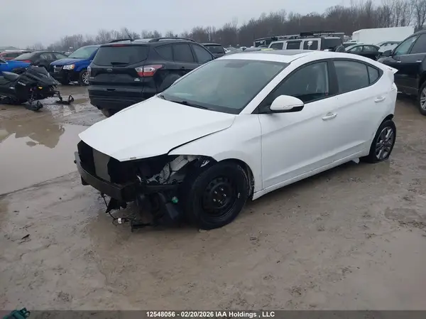 KMHD84LF5JU520606 2018 HYUNDAI ELANTRA - Image 2