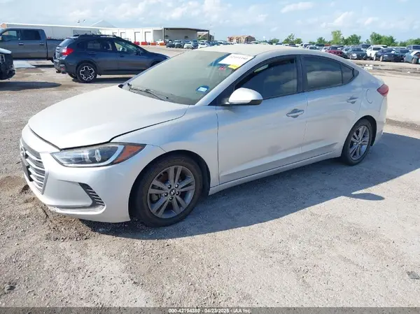 KMHD84LF5JU534201 2018 HYUNDAI ELANTRA - Image 2