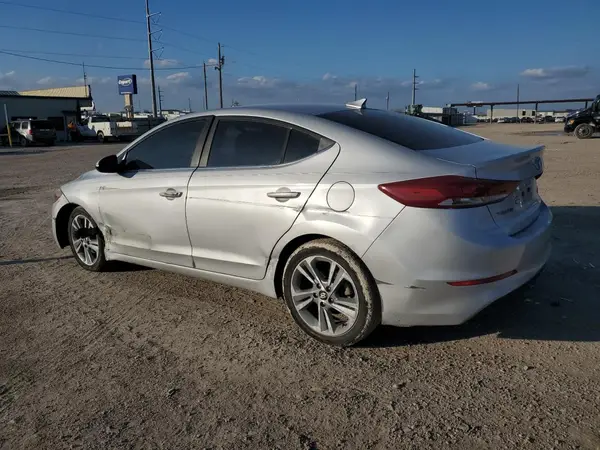 KMHD84LF5JU537115 2018 HYUNDAI ELANTRA - Image 2