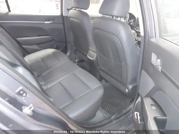 KMHD84LF5JU542427 2018 HYUNDAI ELANTRA - Image 8