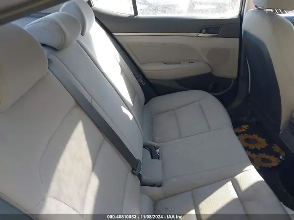 KMHD84LF5JU543450 2018 HYUNDAI ELANTRA - Image 8