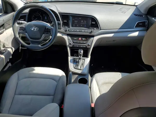 KMHD84LF5JU553640 2018 HYUNDAI ELANTRA - Image 8