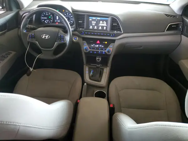 KMHD84LF5JU560832 2018 HYUNDAI ELANTRA - Image 8