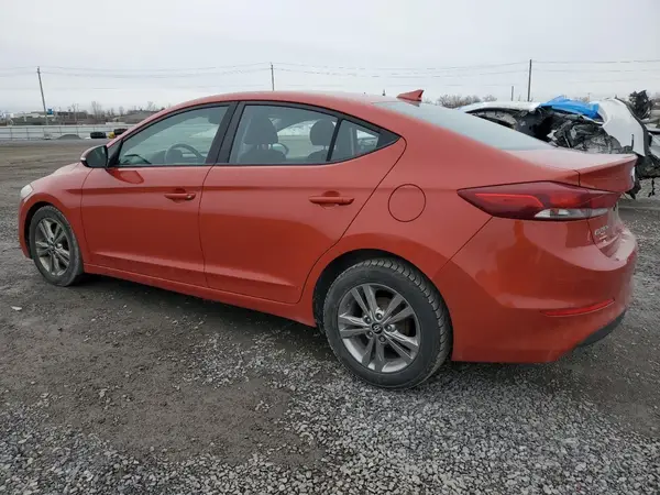 KMHD84LF5JU594978 2018 HYUNDAI ELANTRA - Image 2