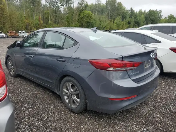 KMHD84LF5JU606238 2018 HYUNDAI ELANTRA - Image 2