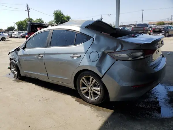 KMHD84LF5JU609754 2018 HYUNDAI ELANTRA - Image 2