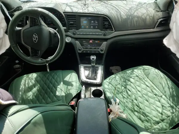 KMHD84LF5JU609754 2018 HYUNDAI ELANTRA - Image 8