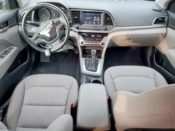 KMHD84LF5JU615246 2018 HYUNDAI ELANTRA - Image 8