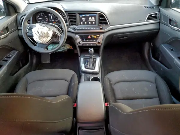KMHD84LF5JU620821 2018 HYUNDAI ELANTRA - Image 8