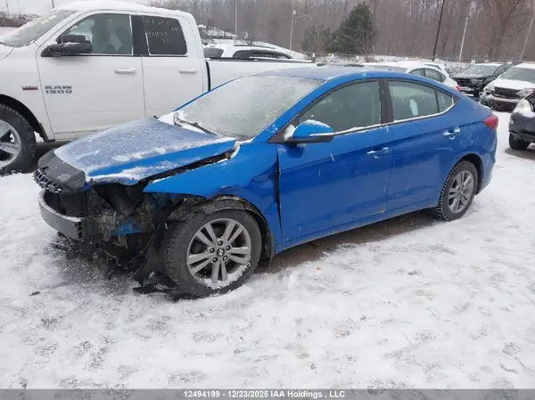 KMHD84LF5JU637988 2018 HYUNDAI ELANTRA - Image 2