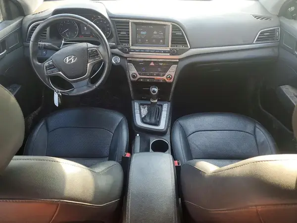 KMHD84LF5JU665953 2018 HYUNDAI ELANTRA - Image 8