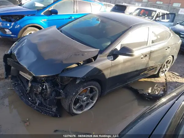 KMHD84LF5JU677987 2018 HYUNDAI ELANTRA - Image 2