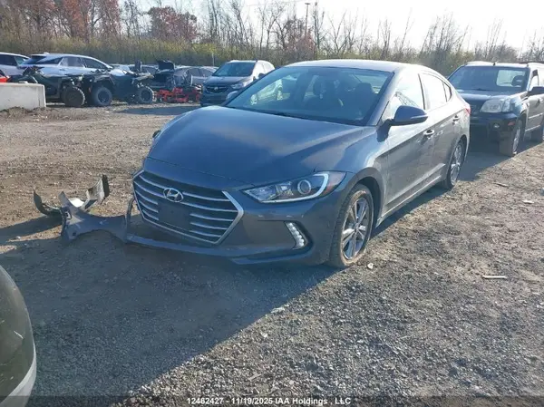 KMHD84LF5JU685121 2018 HYUNDAI ELANTRA - Image 2