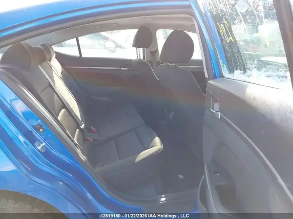 KMHD84LF5JU690285 2018 HYUNDAI ELANTRA - Image 8