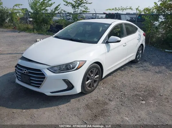 KMHD84LF5JU695034 2018 HYUNDAI ELANTRA - Image 2