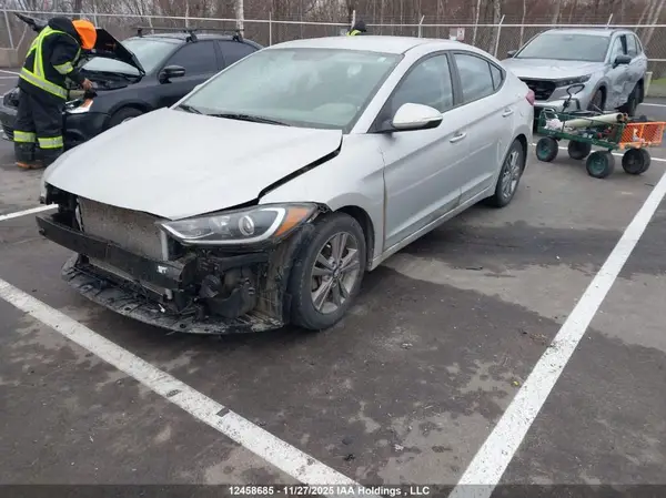 KMHD84LF5JU708848 2018 HYUNDAI ELANTRA - Image 2
