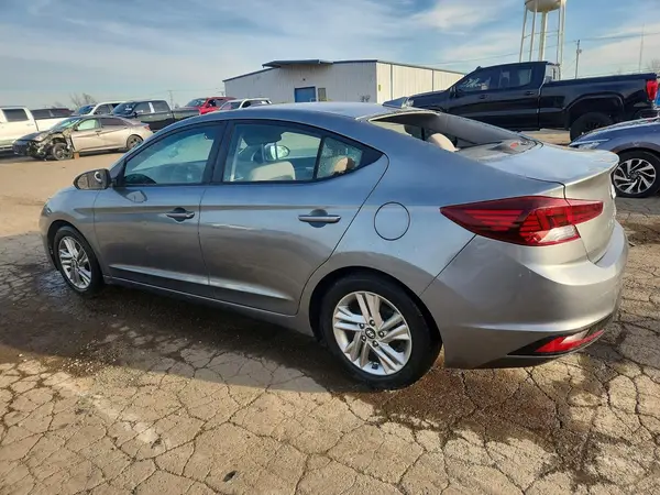 KMHD84LF5KU737283 2019 HYUNDAI ELANTRA - Image 2