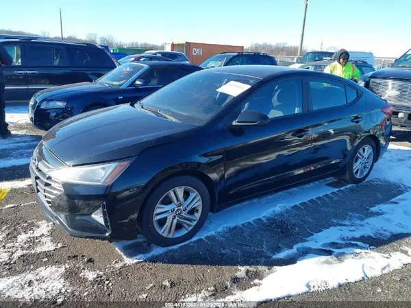 KMHD84LF5KU746002 2019 HYUNDAI ELANTRA - Image 2