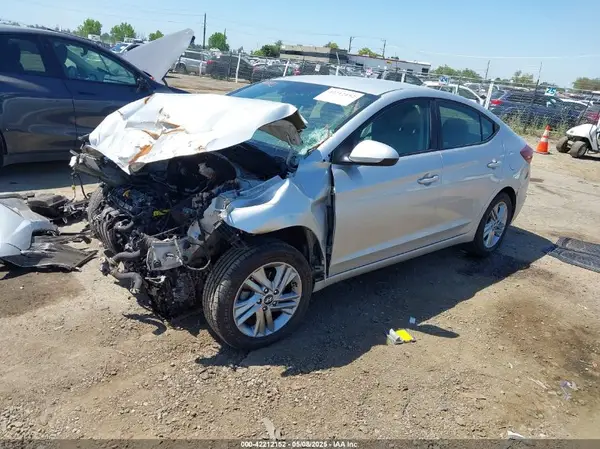 KMHD84LF5KU755041 2019 HYUNDAI ELANTRA - Image 2