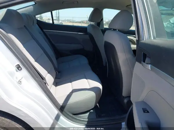 KMHD84LF5KU755041 2019 HYUNDAI ELANTRA - Image 8