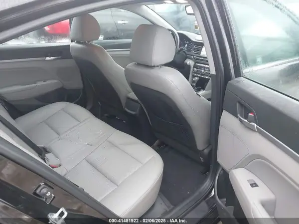 KMHD84LF5KU761132 2019 HYUNDAI ELANTRA - Image 8