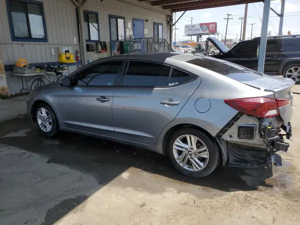 KMHD84LF5KU767741 2019 HYUNDAI ELANTRA - Image 2