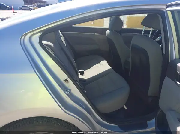 KMHD84LF5KU770817 2019 HYUNDAI ELANTRA - Image 8