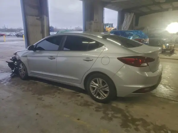 KMHD84LF5KU771868 2019 HYUNDAI ELANTRA - Image 2
