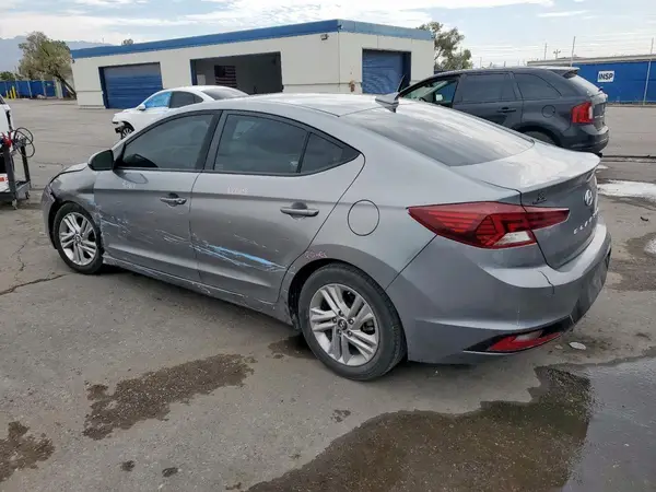 KMHD84LF5KU781753 2019 HYUNDAI ELANTRA - Image 2