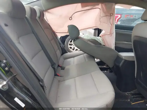 KMHD84LF5KU786869 2019 HYUNDAI ELANTRA - Image 8