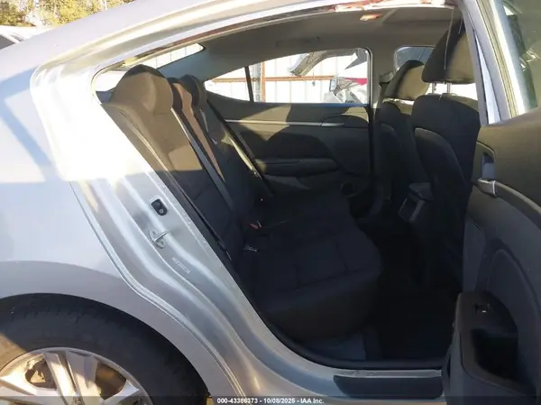 KMHD84LF5KU787780 2019 HYUNDAI ELANTRA - Image 8