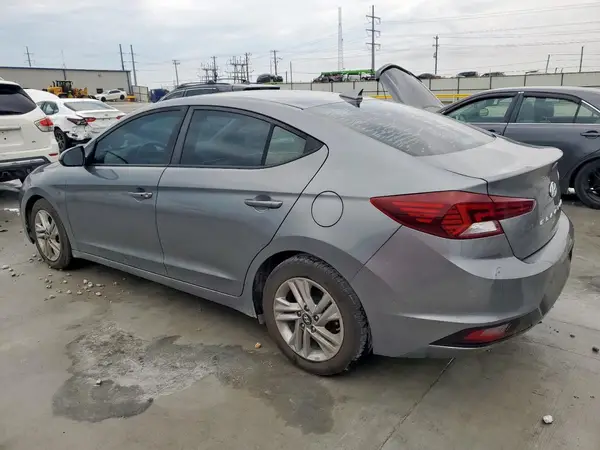 KMHD84LF5KU794602 2019 HYUNDAI ELANTRA - Image 2