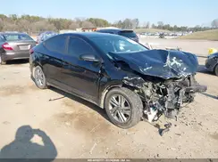 KMHD84LF5KU844138 2019 HYUNDAI ELANTRA