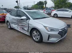 KMHD84LF5KU851607 2019 HYUNDAI ELANTRA