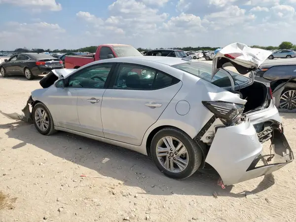 KMHD84LF5KU858458 2019 HYUNDAI ELANTRA - Image 2