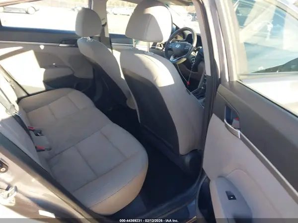 KMHD84LF5KU871694 2019 HYUNDAI ELANTRA - Image 8