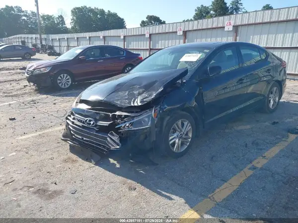 KMHD84LF5KU875521 2019 HYUNDAI ELANTRA - Image 2