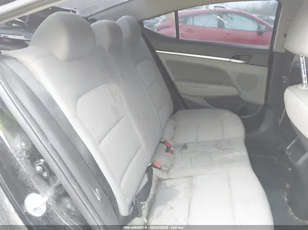KMHD84LF5KU885885 2019 HYUNDAI ELANTRA - Image 8