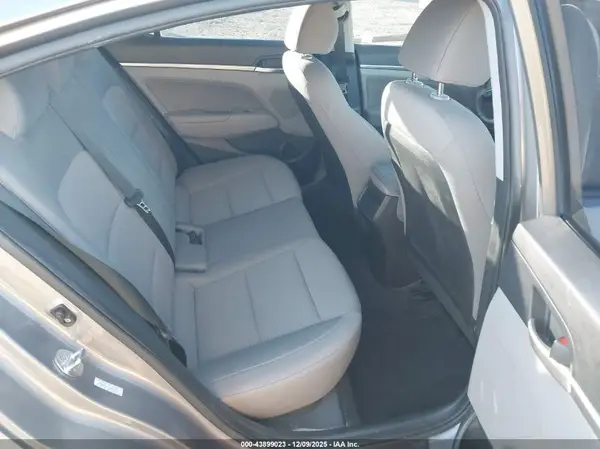 KMHD84LF5LU021579 2020 HYUNDAI ELANTRA - Image 8