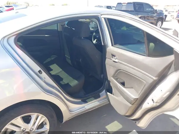 KMHD84LF5LU032680 2020 HYUNDAI ELANTRA - Image 8