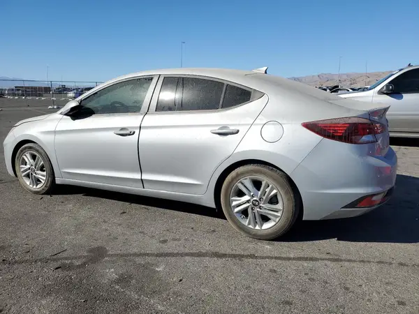 KMHD84LF5LU038933 2020 HYUNDAI ELANTRA - Image 2