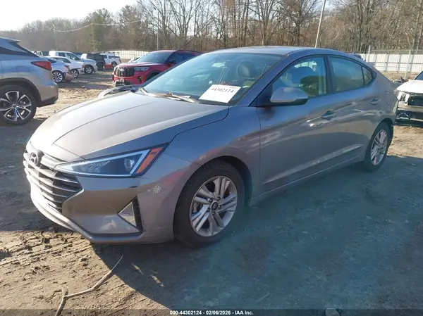 KMHD84LF5LU041752 2020 HYUNDAI ELANTRA - Image 2
