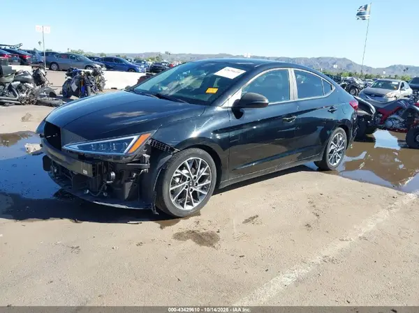 KMHD84LF5LU072774 2020 HYUNDAI ELANTRA - Image 2