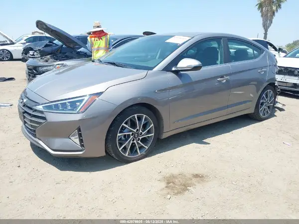 KMHD84LF5LU073620 2020 HYUNDAI ELANTRA - Image 2
