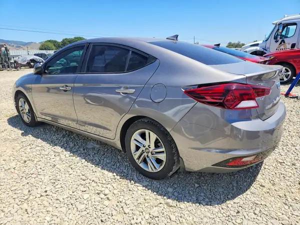 KMHD84LF5LU084035 2020 HYUNDAI ELANTRA - Image 2