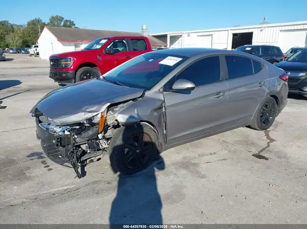 KMHD84LF5LU105224 2020 HYUNDAI ELANTRA - Image 2