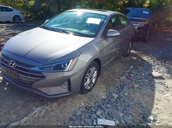 KMHD84LF5LU106907 2020 HYUNDAI ELANTRA - Image 2