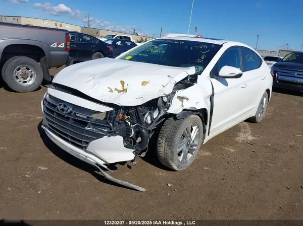 KMHD84LF5LU979315 2020 HYUNDAI ELANTRA - Image 2