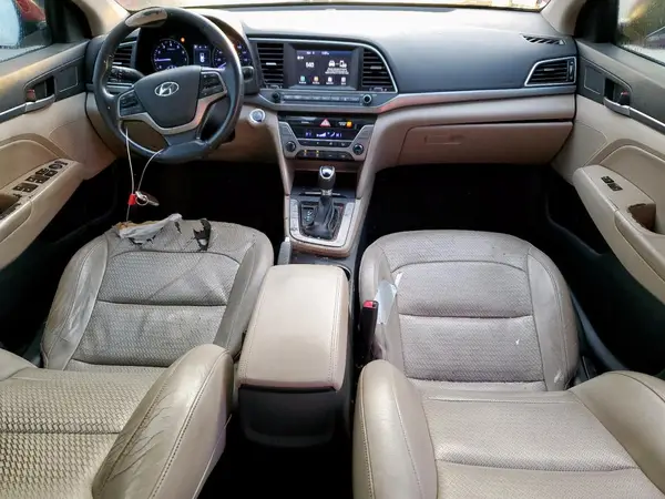 KMHD84LF6HU065212 2017 HYUNDAI ELANTRA - Image 8