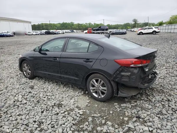 KMHD84LF6HU076856 2017 HYUNDAI ELANTRA - Image 2